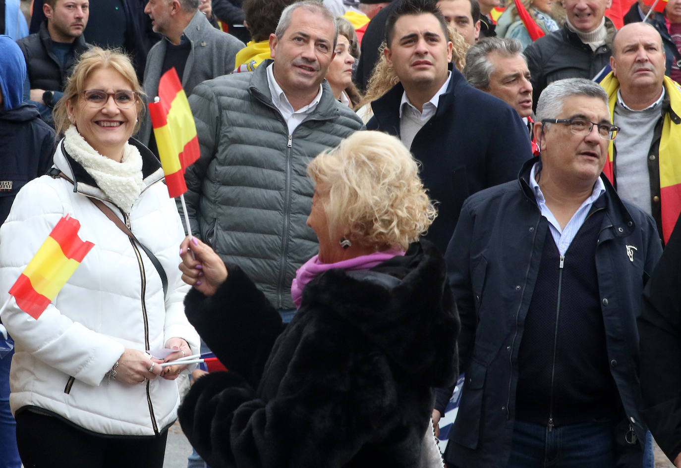 La concentración en Segovia contra la amnistía, en imágenes (1 de 2)