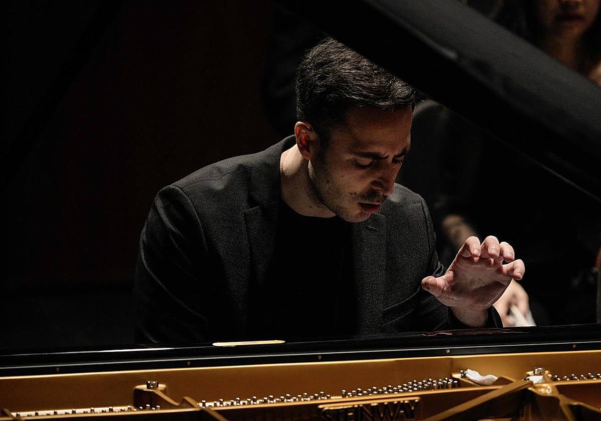 Fernández-Nieto, durante un concierto.