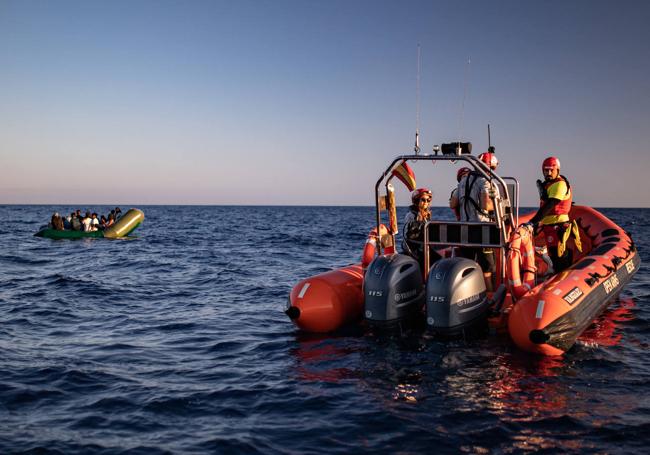 Eduardo Blasco durante un rescate en el Mediterráneo central con Open Arms el pasado mes de septiembre