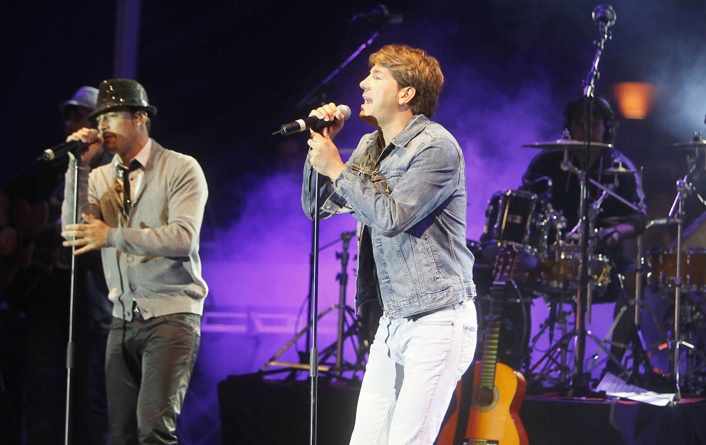 Concierto de Andy y Lucas en la Plaza Mayor de Valladolid en 2012.