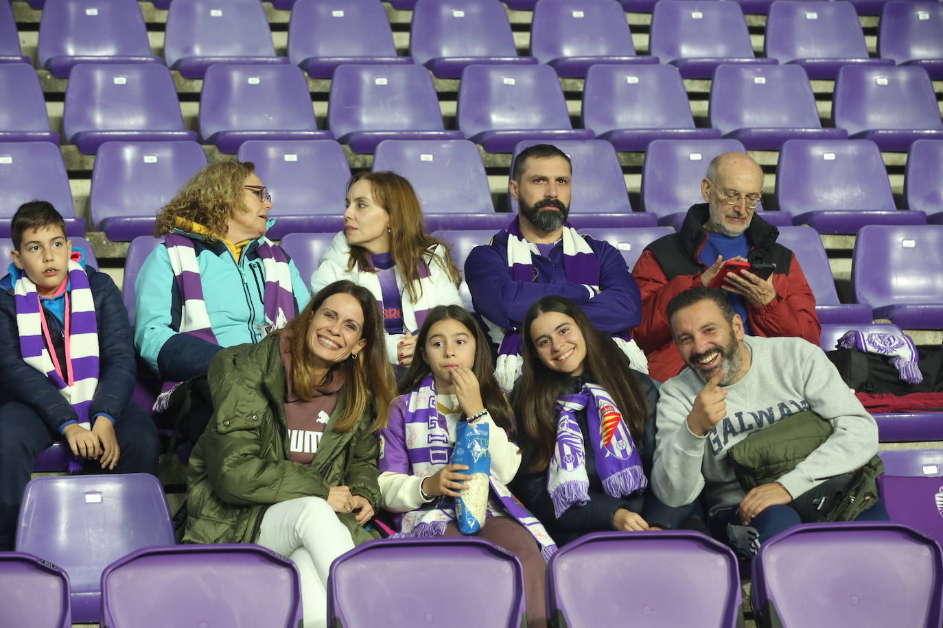 Búscate en las gradas del Estadio José Zorrilla (3 de 3)