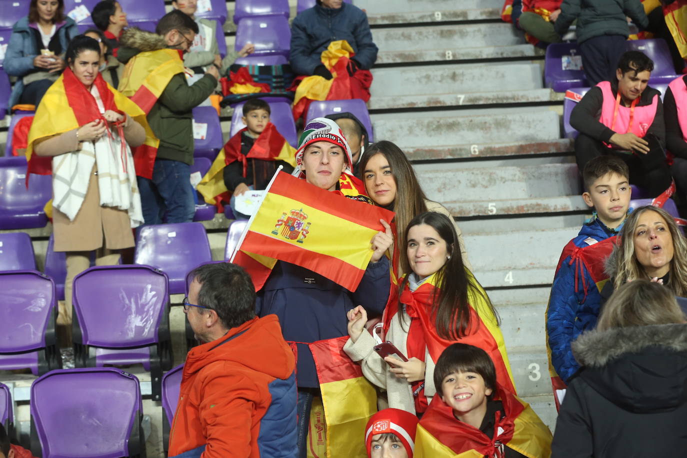 Búscate en las gradas del José Zorrilla (1/4)