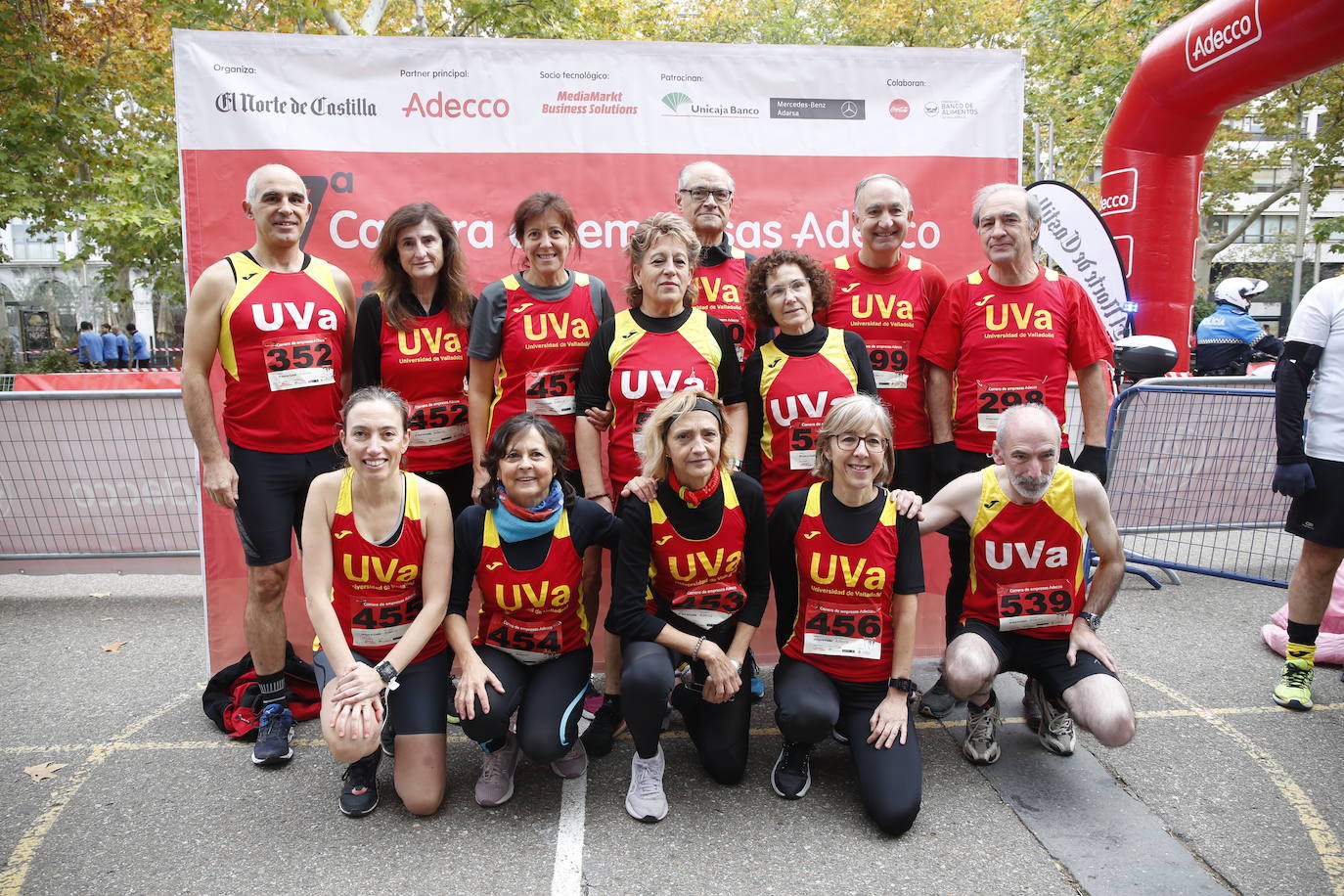 En imágenes, los equipos participantes en la VII Carrera de Empresa Adecco (4/13)