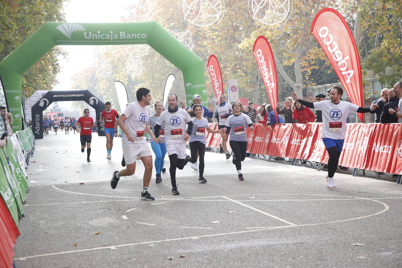 En imágenes, los equipos participantes en la VII Carrera de Empresa Adecco (9/13)