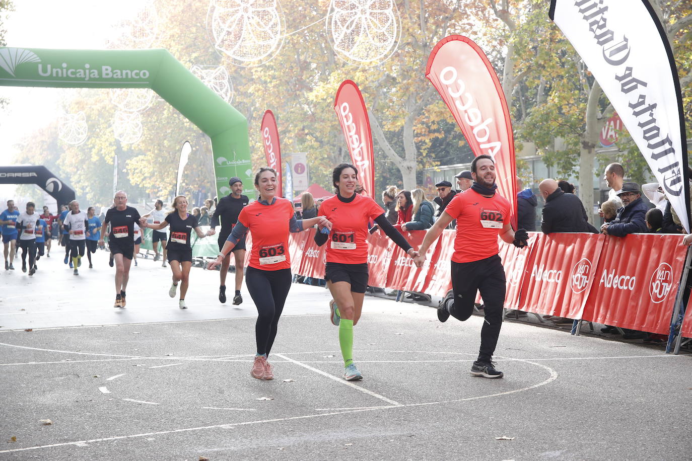 En imágenes, los equipos participantes en la VII Carrera de Empresa Adecco (9/13)