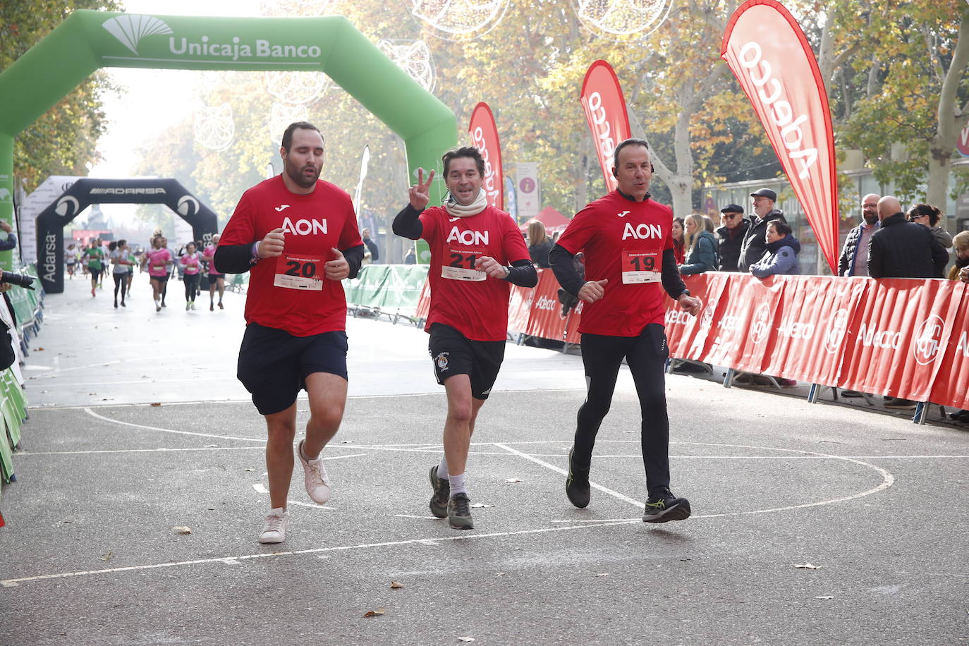 En imágenes, los equipos participantes en la VII Carrera de Empresa Adecco (11/13)