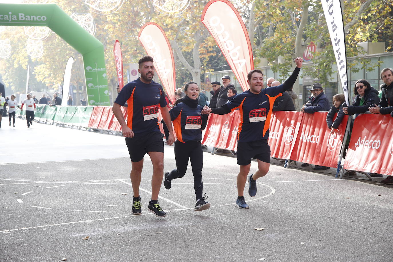 En imágenes, los equipos participantes en la VII Carrera de Empresa Adecco (11/13)