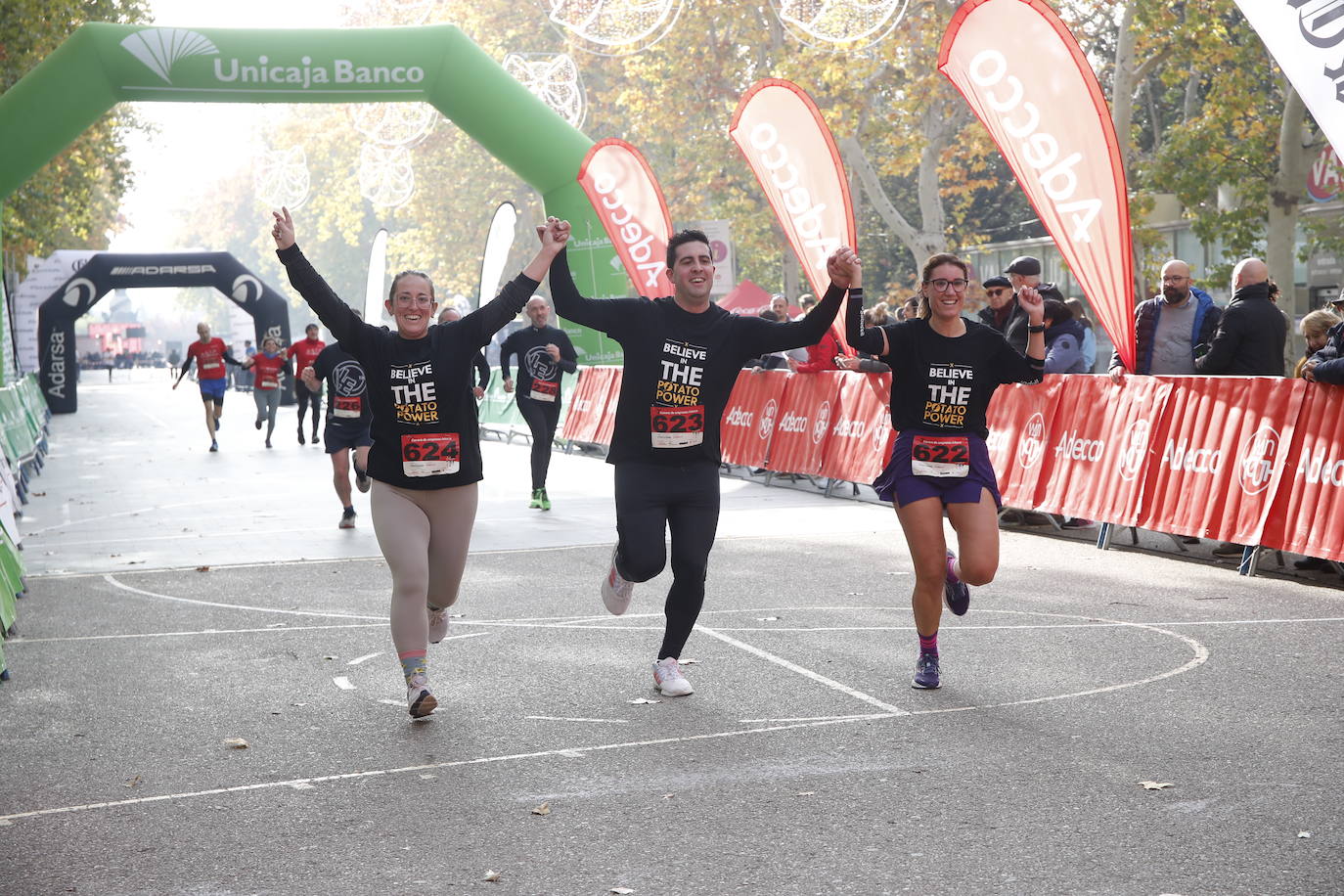 En imágenes, los equipos participantes en la VII Carrera de Empresa Adecco (11/13)