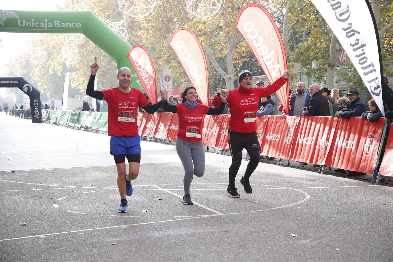 En imágenes, los equipos participantes en la VII Carrera de Empresa Adecco (11/13)