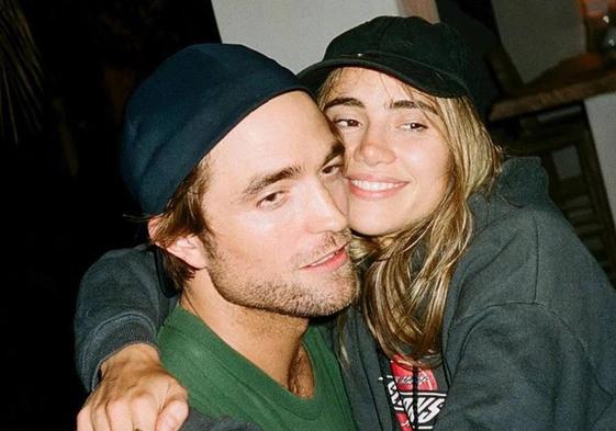 Robert Pattinson y Suki Waterhouse serán padres por primera vez.