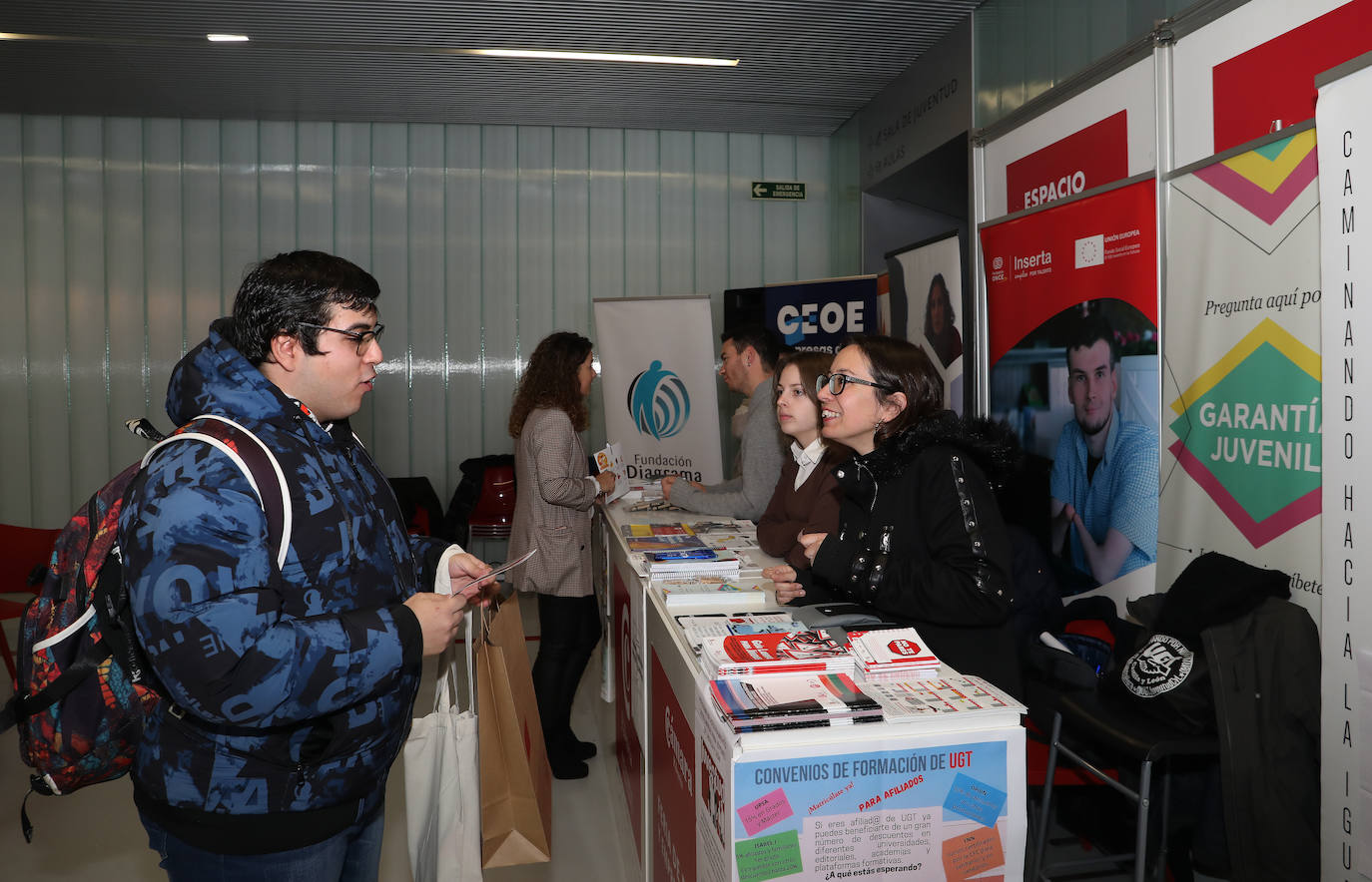 La VIII Feria del Empleo de la Cámara reúne a 400 jóvenes en el Lecrác