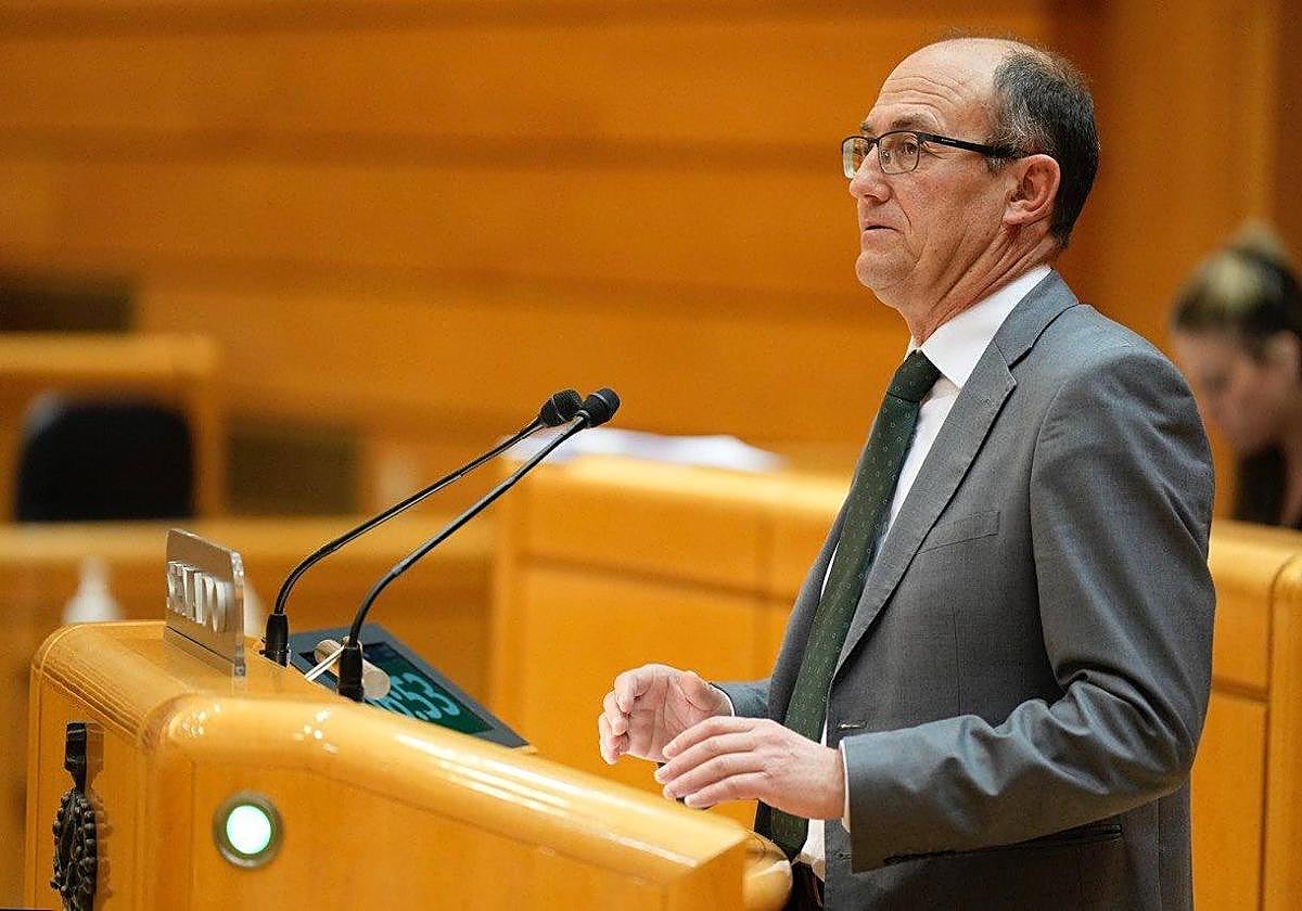 El palentino Jorge Domingo Martínez, en el Senado.