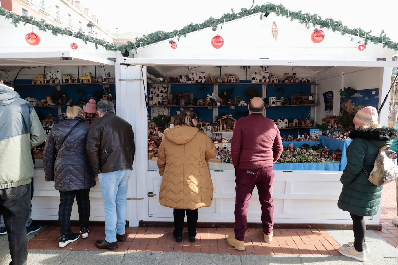 Imágenes del ambiente navideño en la Plaza Mayor (1/2)