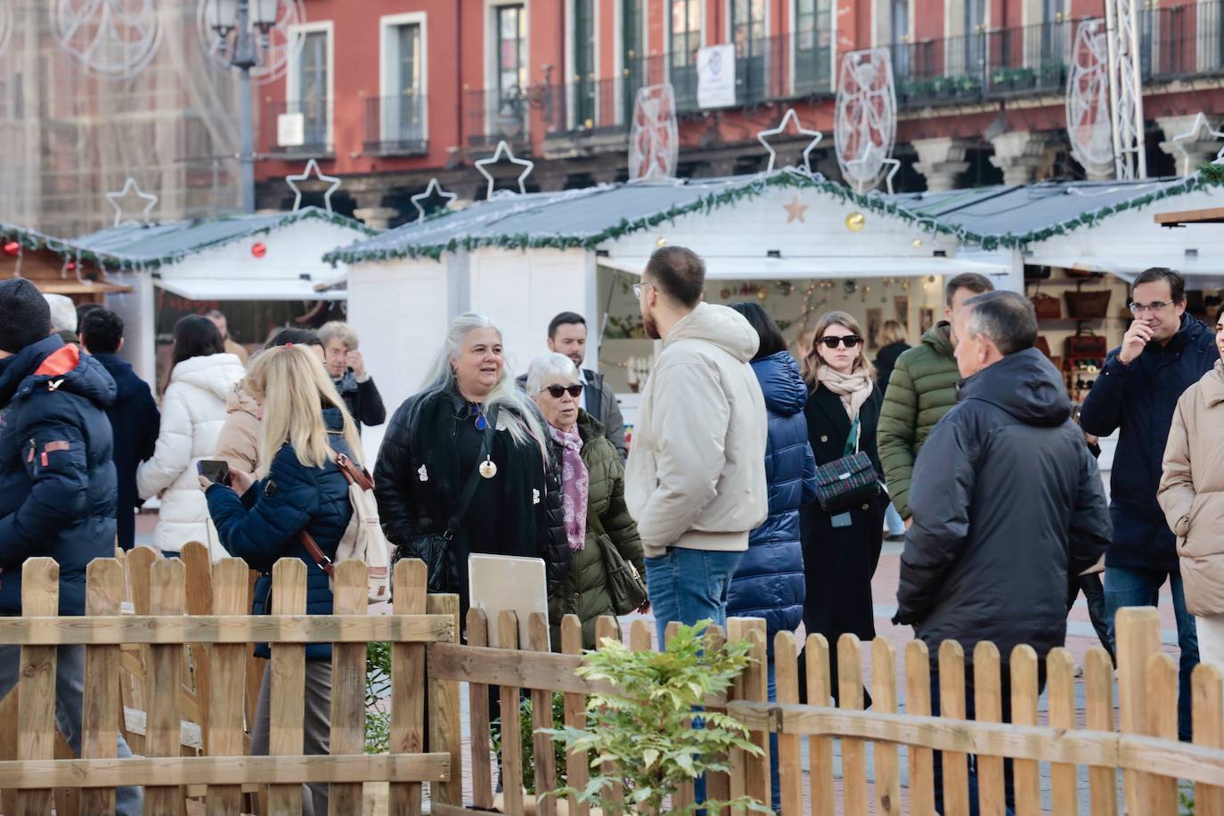 Imágenes del ambiente navideño en la Plaza Mayor (2/2)