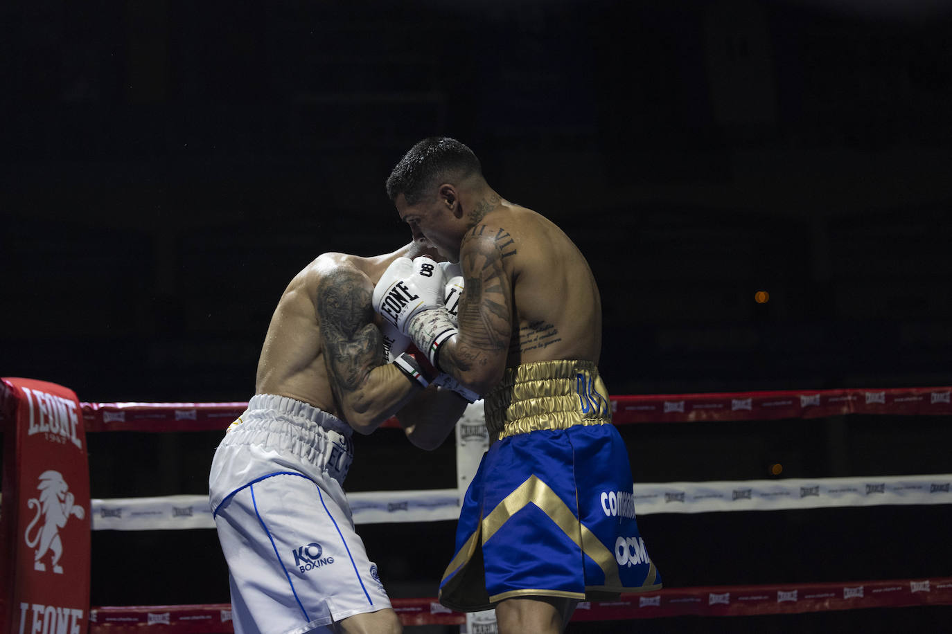 Imágenes del combate que ha dejado a Salvi sin el cinturón europeo