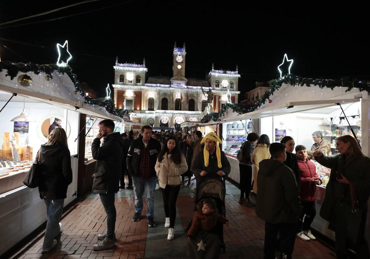 Imágenes del ambiente navideño en Valladolid