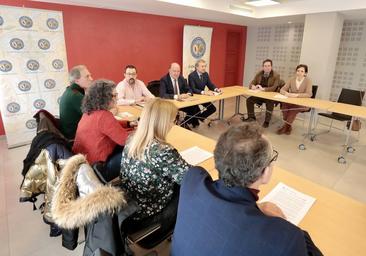 Los colegios de médicos insisten en la precariedad de la Atención Primaria