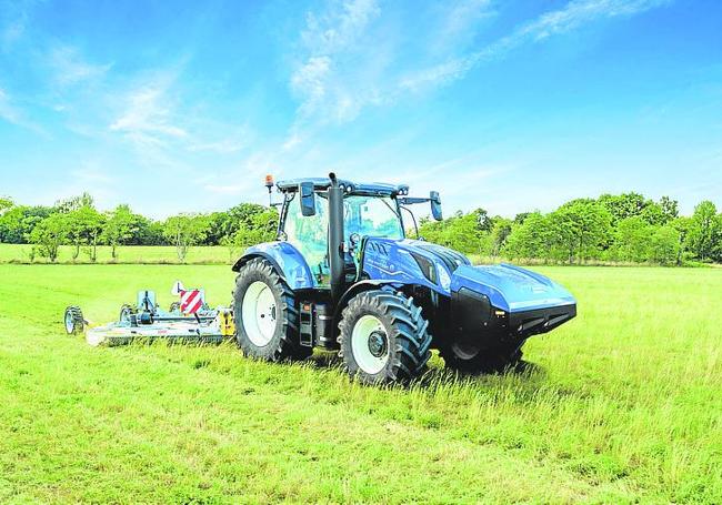 Un tractor New Holland, en una explotación agraria.