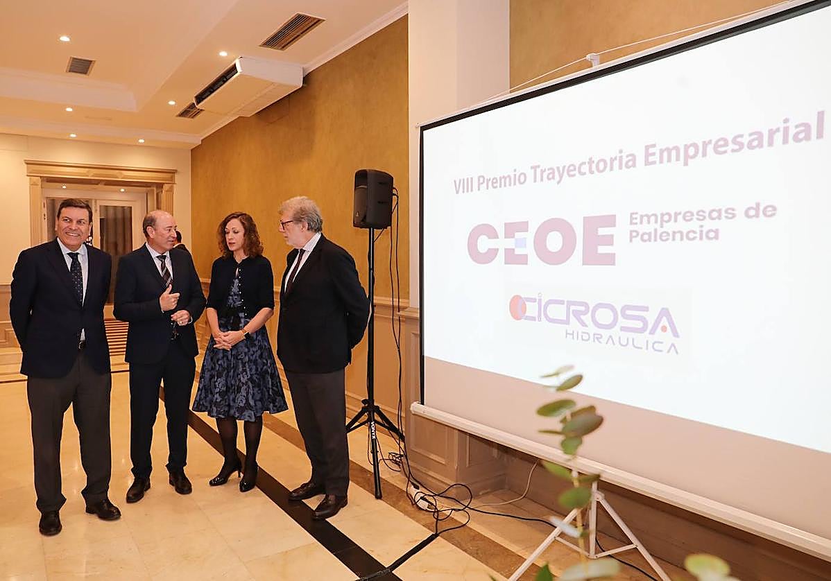 Carlos Fernández Carriedo, Ignacio Carrasco, Elena Becoechea y Santiago Aparicio.