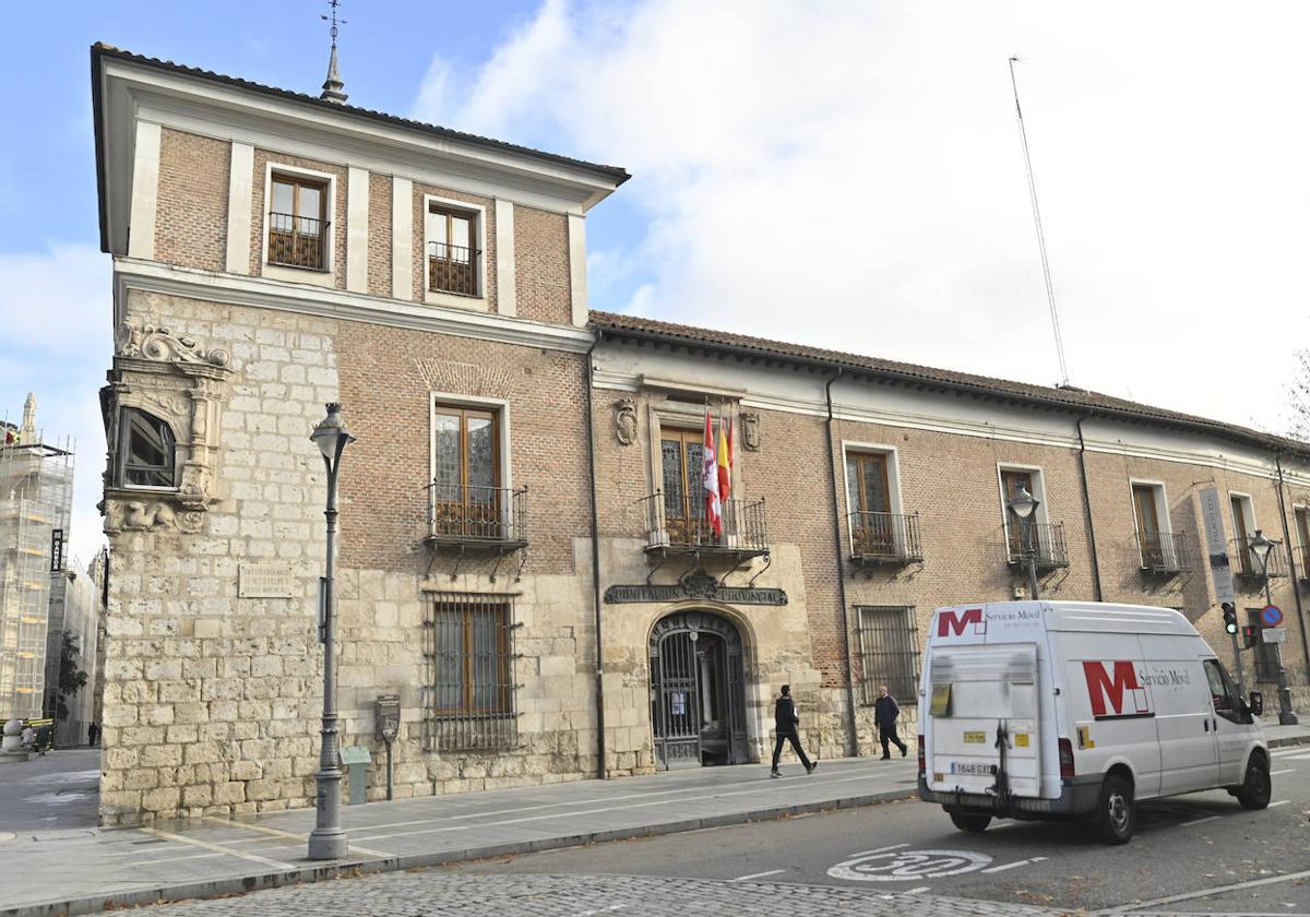 Un paseo en imágenes por la calle Angustias