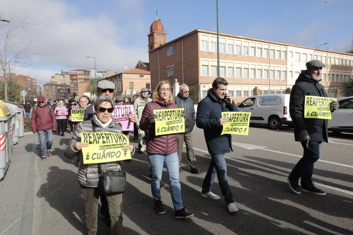 La manifestación por el Centro de Especialidades de Delicias, en imágenes