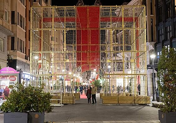 Luces navideñas en la calle Santiago.