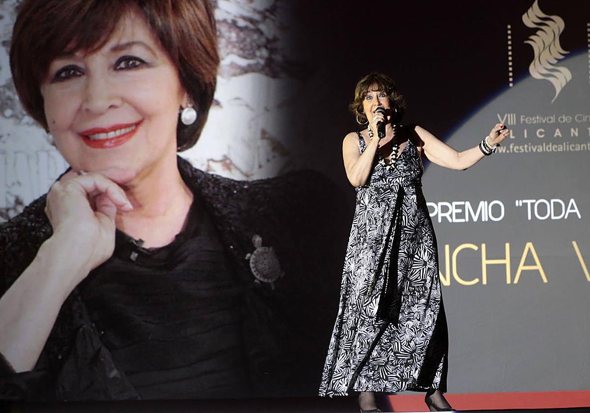 Concha Velasco, sobre el escenario.