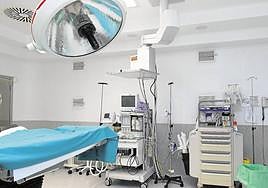 Sala de uno de los quirófanos operativos en el Hospital General de Segovia.