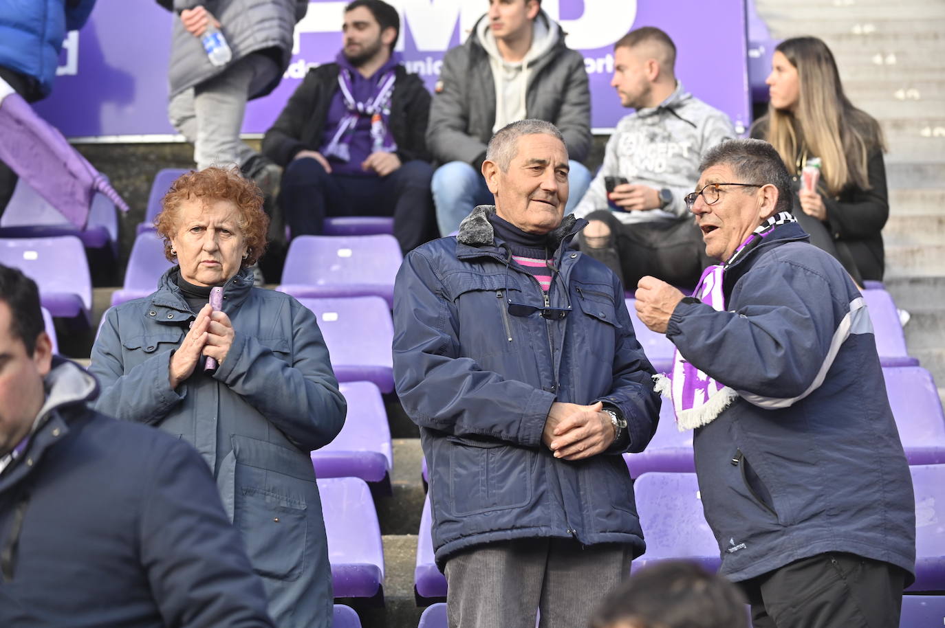 Búscate en las gradas del estadio José Zorrilla (2/4)