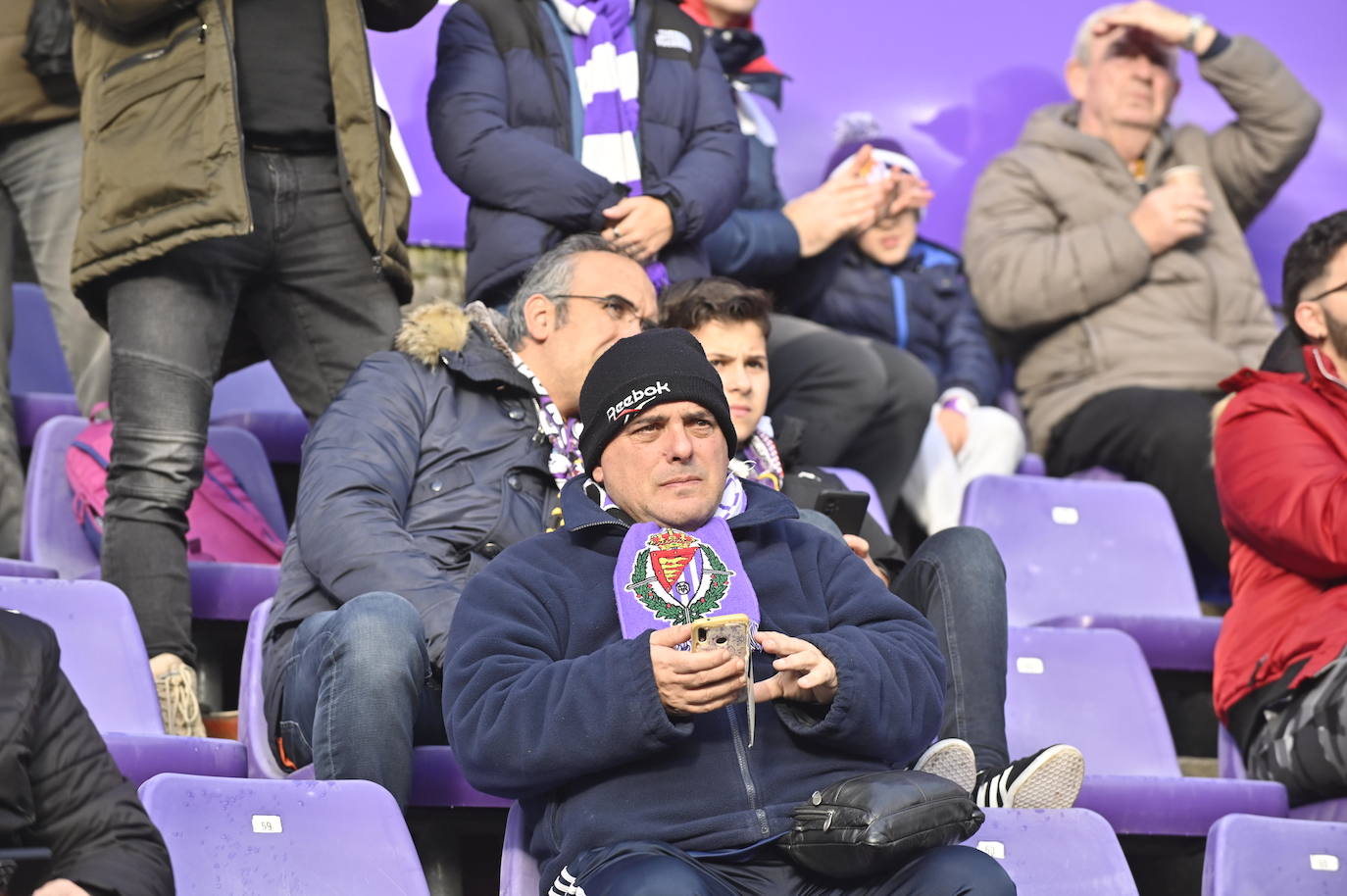 Búscate en las gradas del estadio José Zorrilla (2/4)