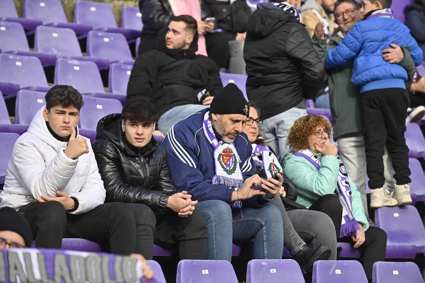 Búscate en las gradas del estadio José Zorrilla (2/4)