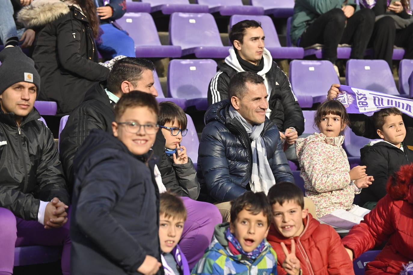 Búscate en las gradas del estadio José Zorrilla (2/4)