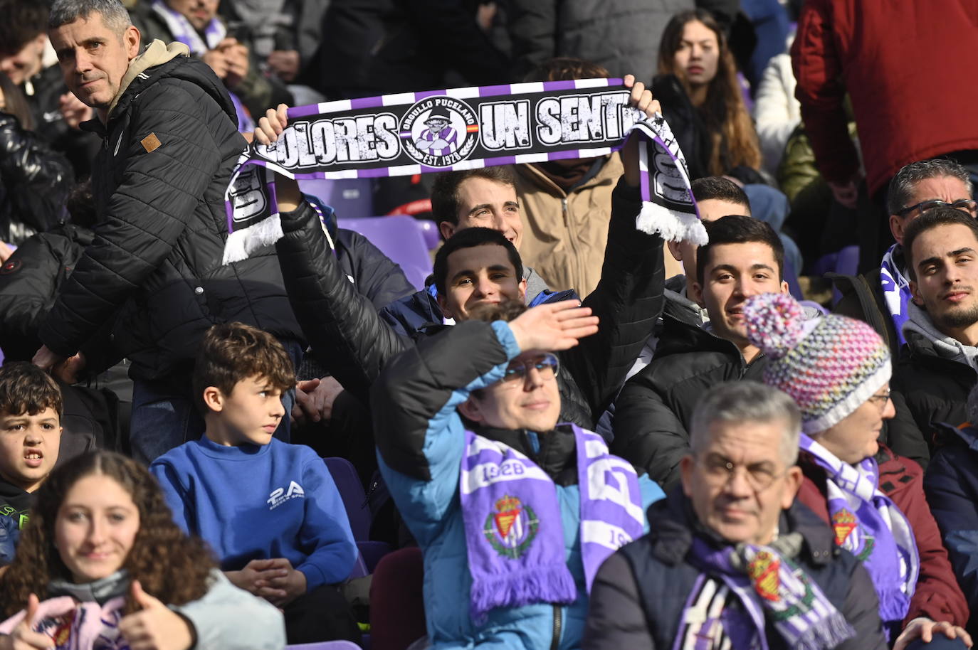 Búscate en las gradas del estadio José Zorrilla (3/4)