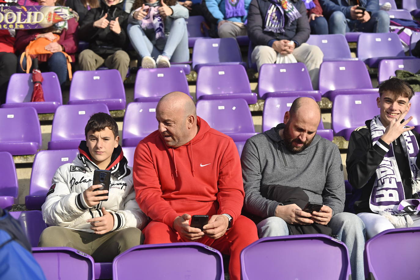 Búscate en las gradas del estadio José Zorrilla (3/4)