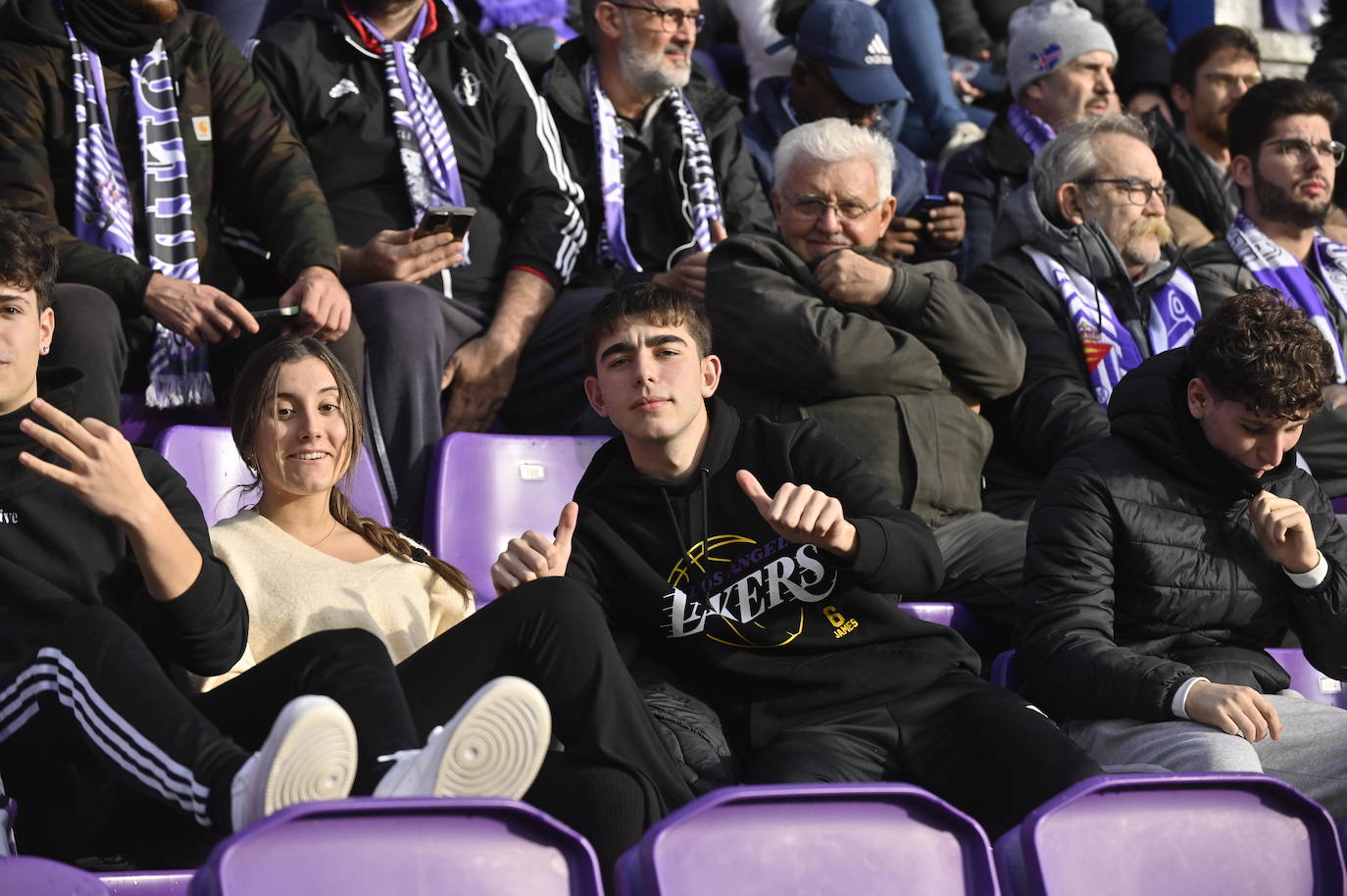 Búscate en las gradas del estadio José Zorrilla (3/4)