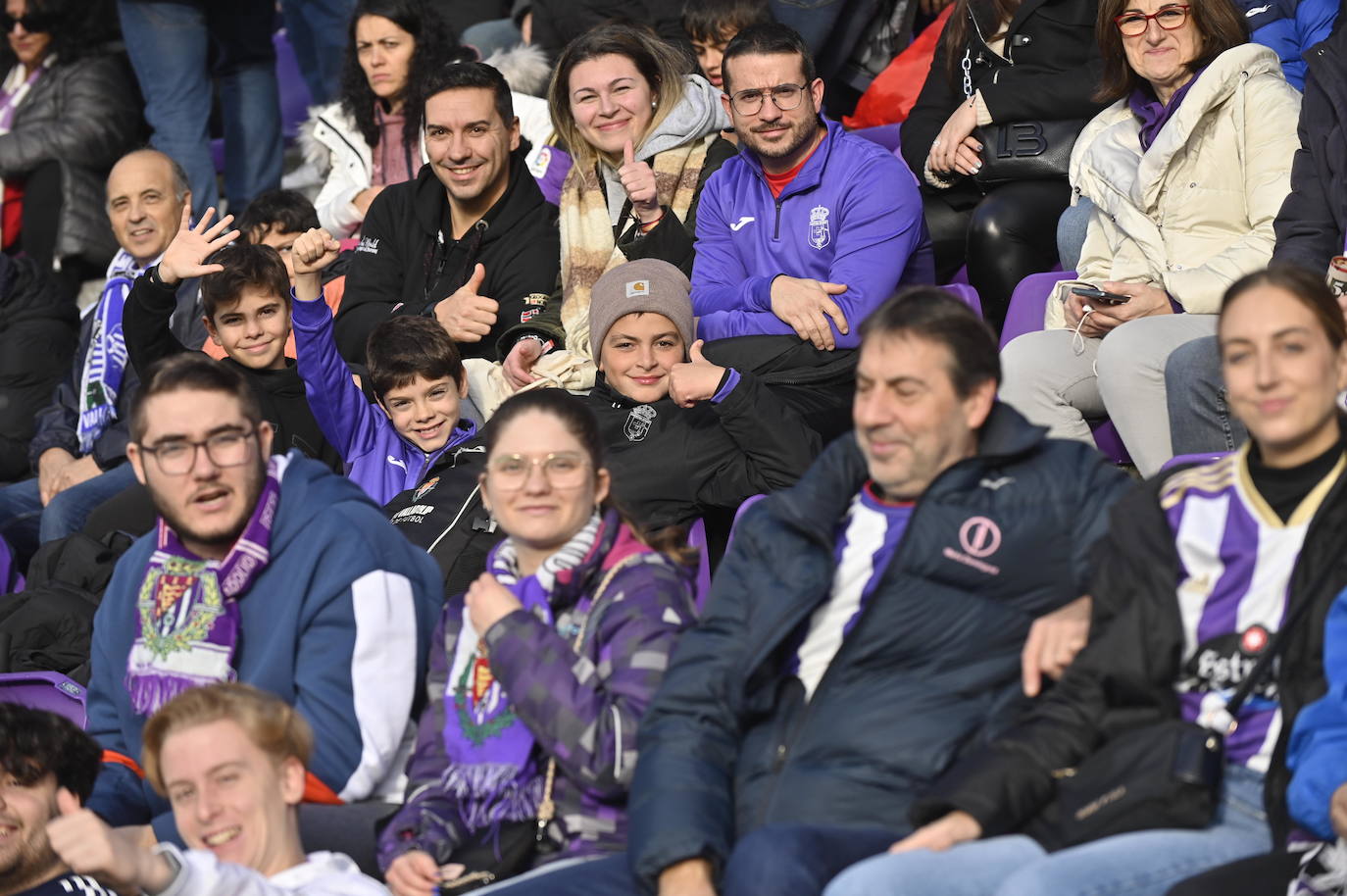 Búscate en las gradas del estadio José Zorrilla (3/4)