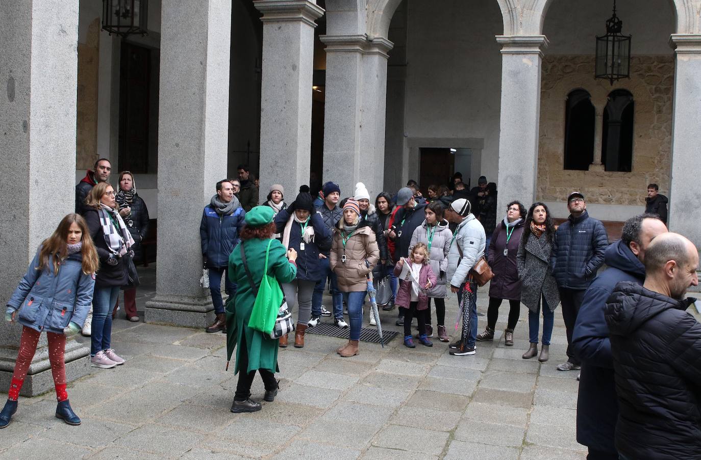 Segovia, repleta de turistas durante el puente