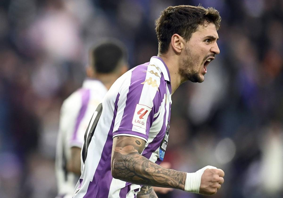 Juric celebra el gol que marcó en el último Real Valladolid-Amorebieta.