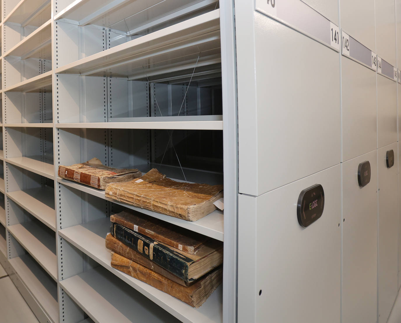 El Archivo Diocesano de Palencia va completando su mudanza