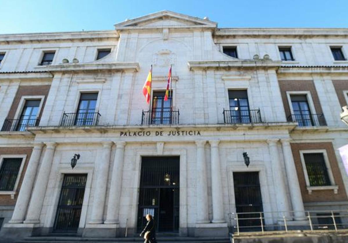 Fachada de la Audiencia de Valladolid, en una imagen de archivo.