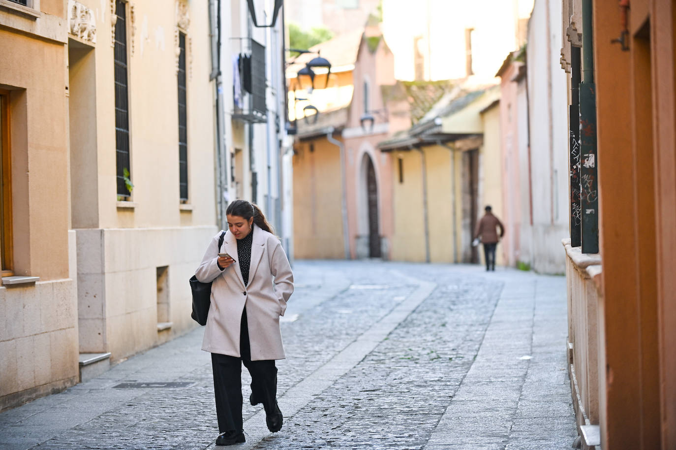 Un paseo en imágenes por la calle Santo Domingo de Guzmán