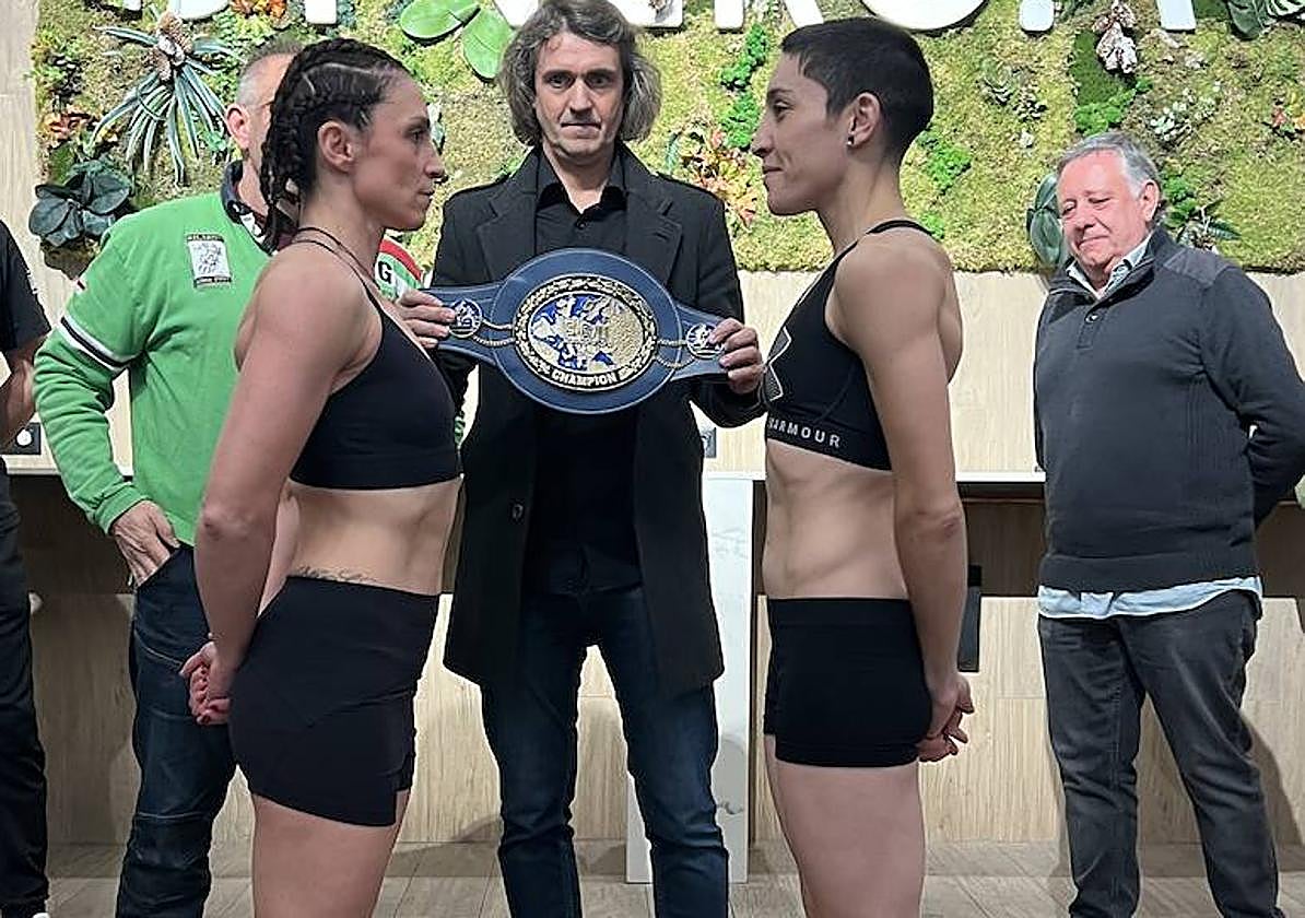 Consuelo Portolani, a la izquierda, e Isa Rivero, en el protocolario pesaje el día antes de la pelea.