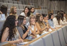 Estudiantes de Enfermería, el día de la presentación.