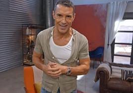 Jesús Vázquez en el programa 'Desnudos por la vida'.