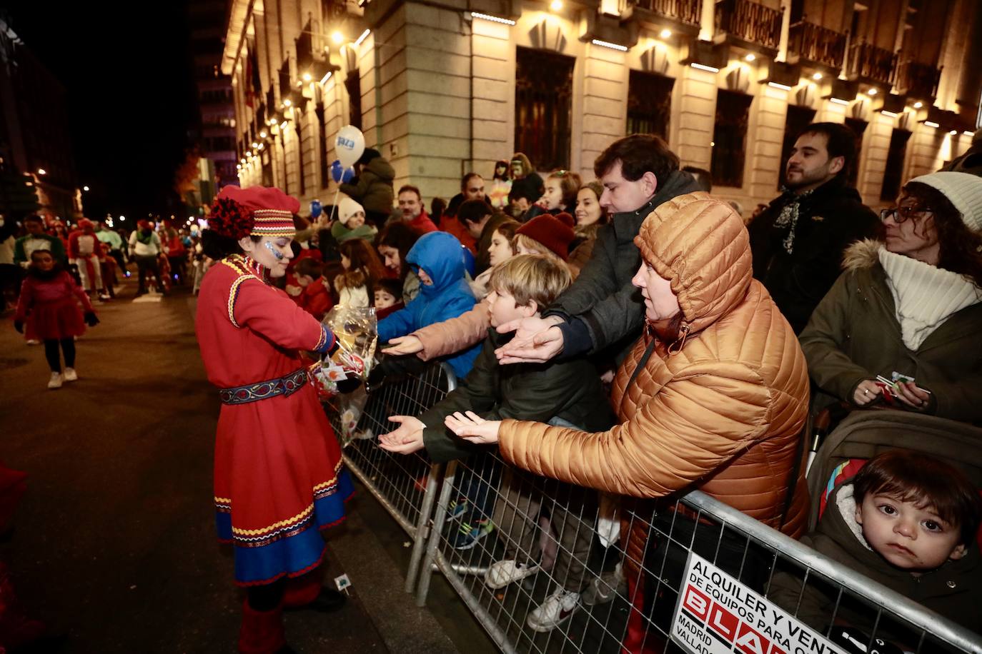 La cabalgata de Papá Noel, en imágenes (2/3)