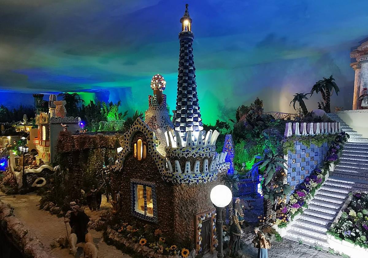 El colegio La Salle se inspira en Gaudí para su belén