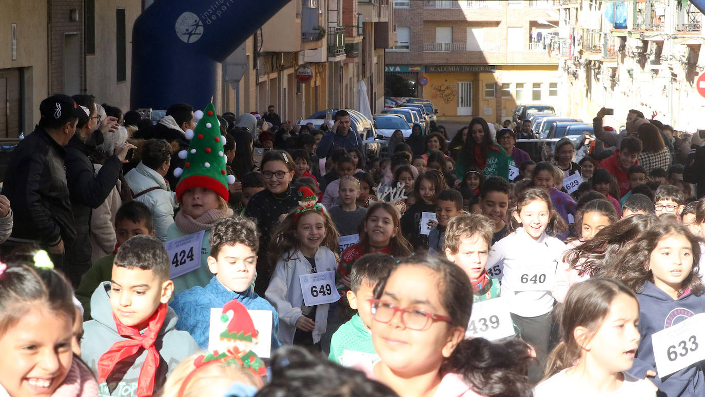 Carrera navideña del colegio Villalpando.