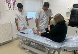 La primera paciente es atendida en la unidad.