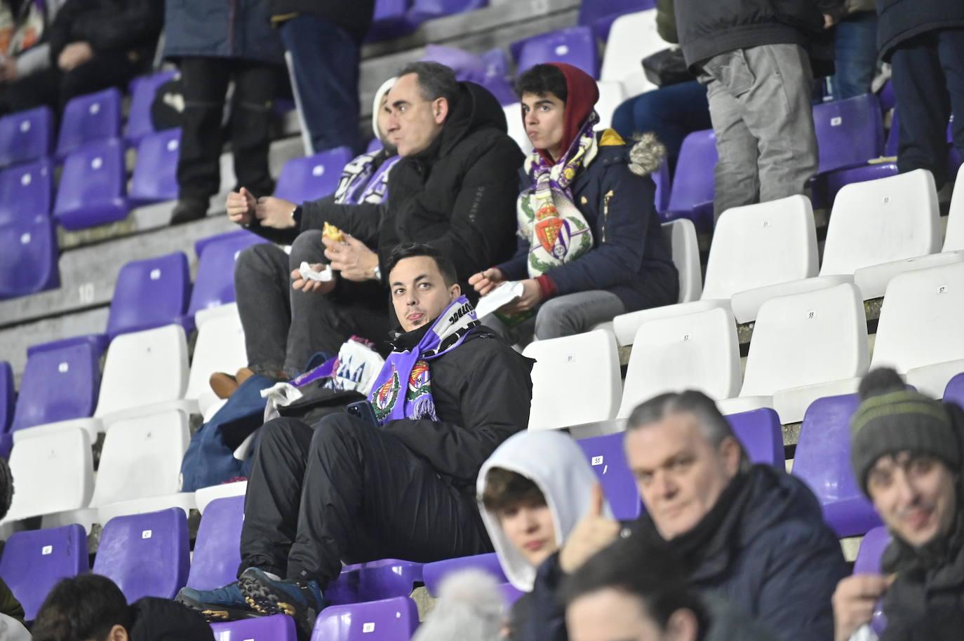 Búscate en las gradas del José Zorrilla (1 de 4)