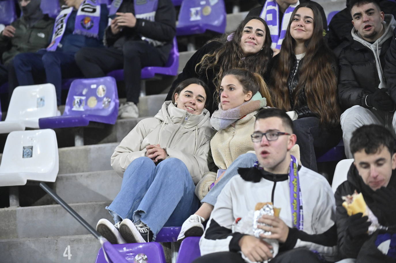 Búscate en las gradas del José Zorrilla (3 de 4)